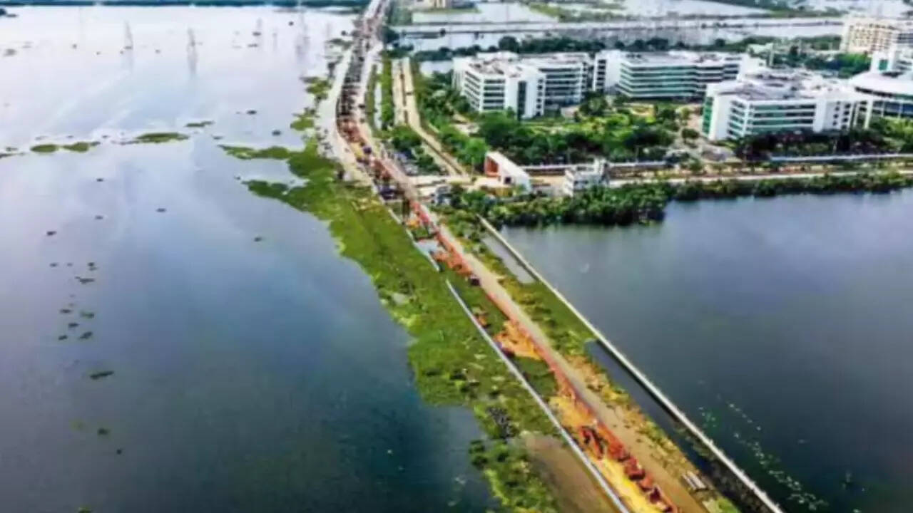 Flood risk rising along TN coast