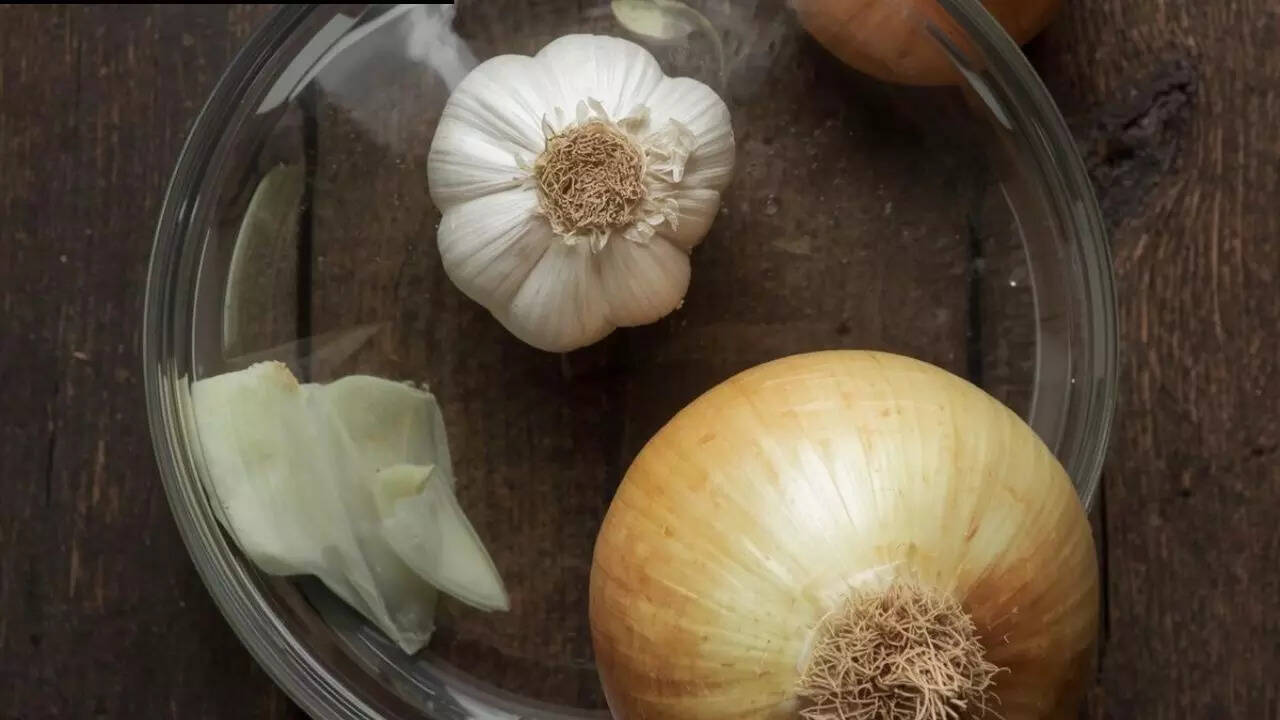 Raw garlic or onion with water