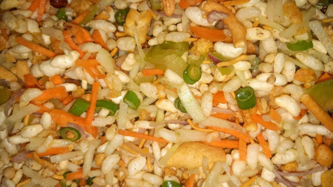 Recipe to make Kolkata-style jhalmuri at home