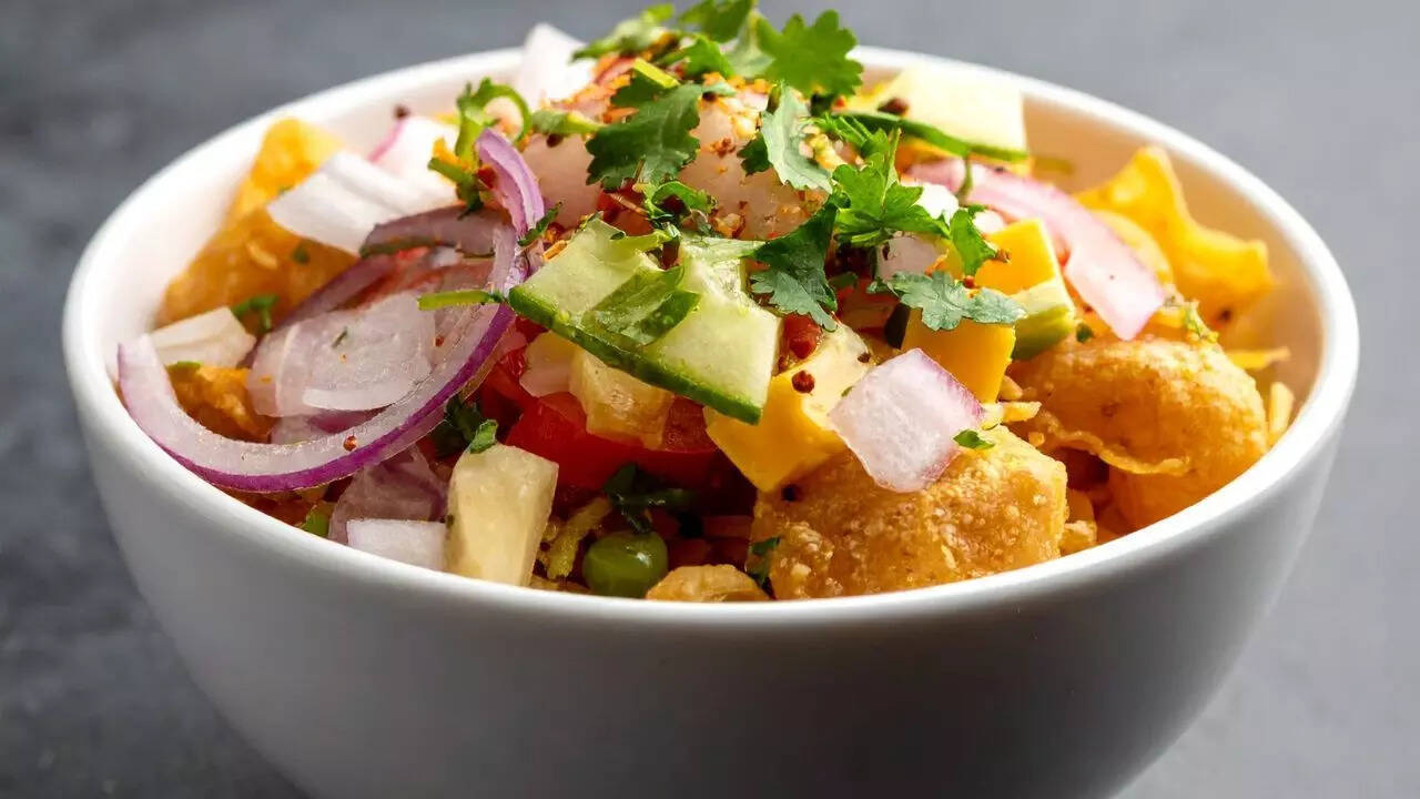 How to make Kolkata-style jhalmuri at home