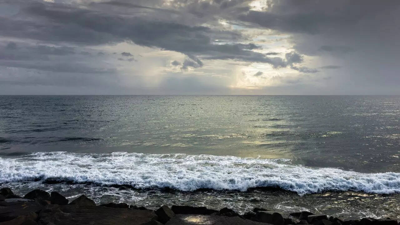 புதுச்சேரி கிறிஸ்துமஸ் பண்டிகையை மென்மையாகவும், அவசரப்படாமல் கொண்டாடுகிறது