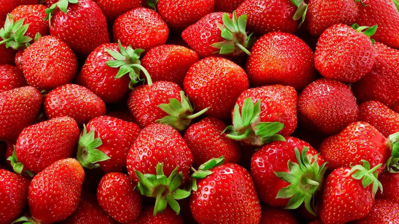 How strawberries help heart health when activity levels drop