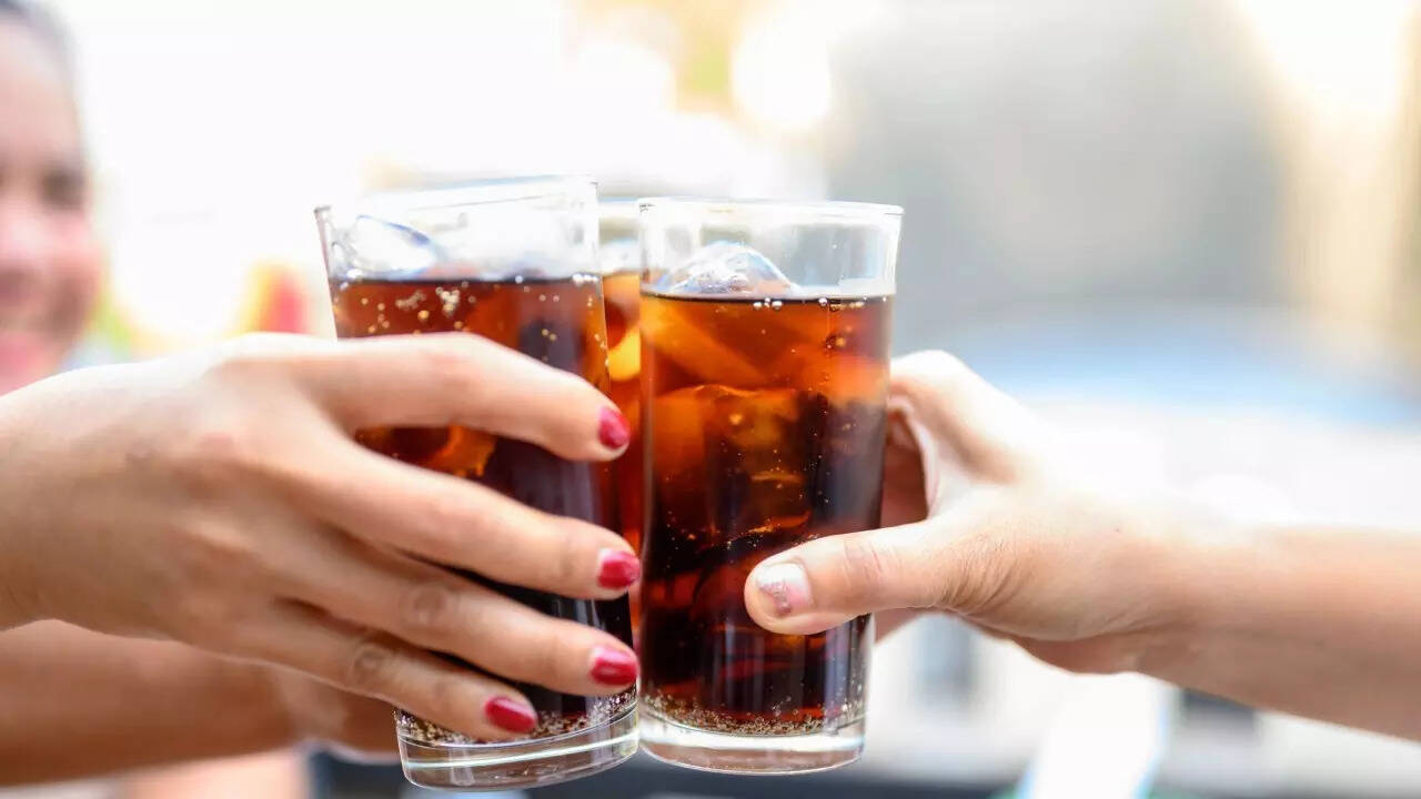 Wine vs Diet Coke (2)