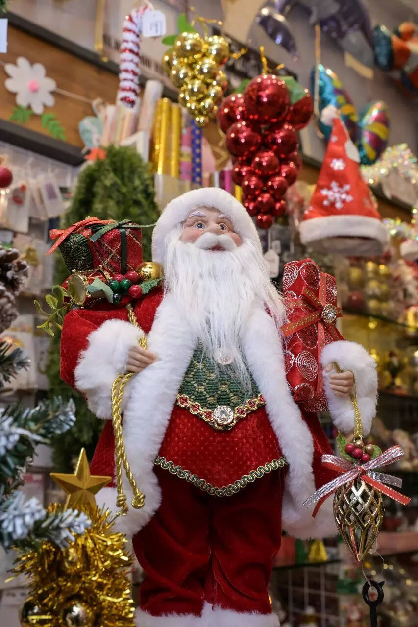 ChristmasMarketCopy_23-23
