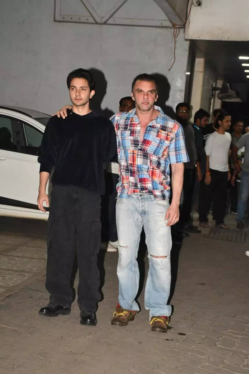 df7091ef-1416-4134-a049-8aeaf19b49fd