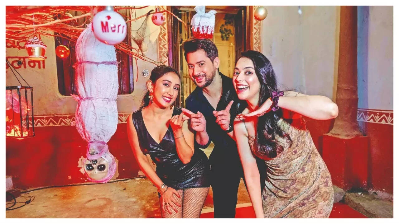 Priyamvada Kant, Paras Arora and Seerat Kapoor from Gharwali Pedwali (BCCL/Tejas Kudtarkar)