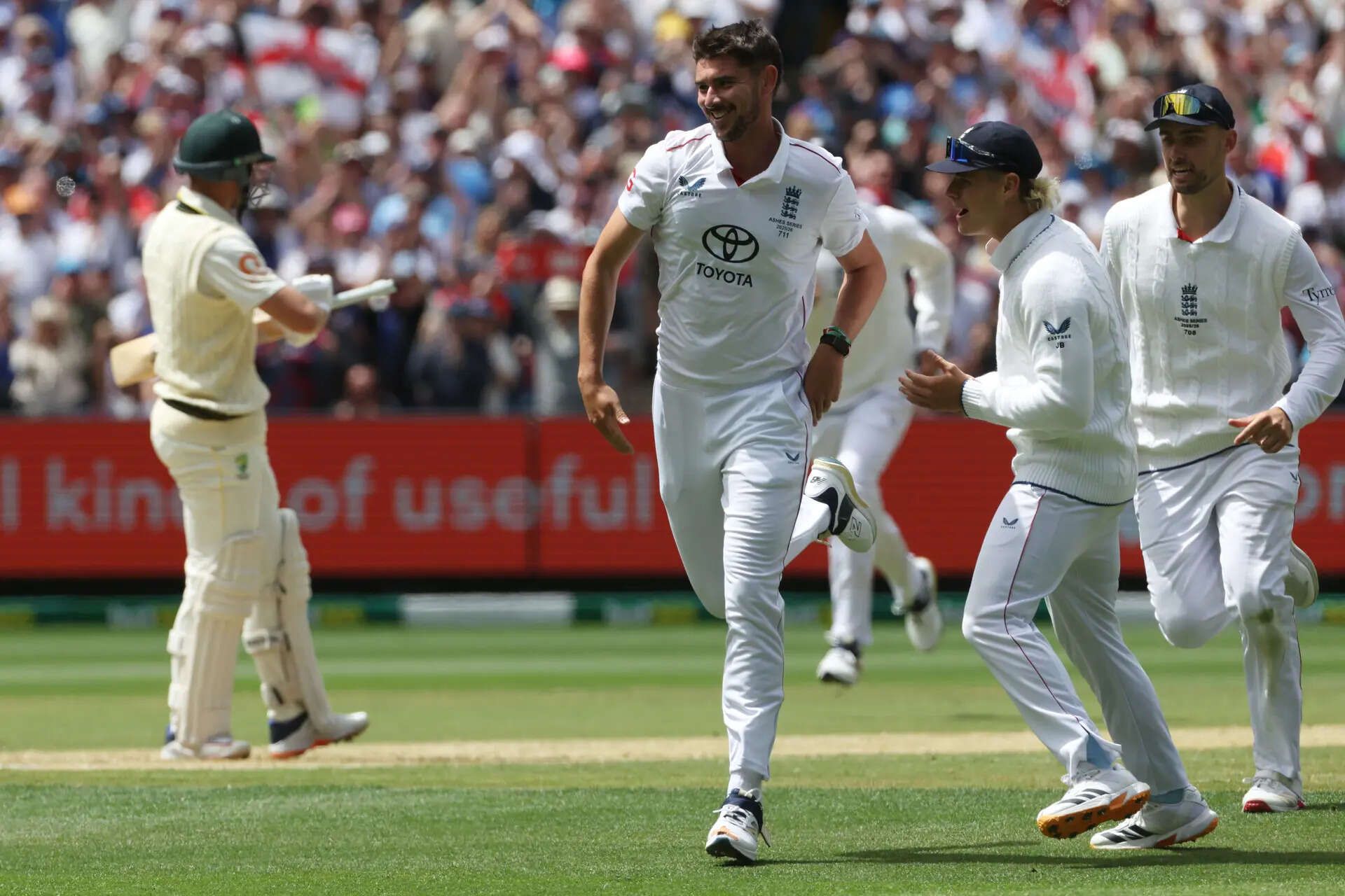 Ashes advantage England: Visitors take 4 Australian wickets after winning the toss at the MCG
