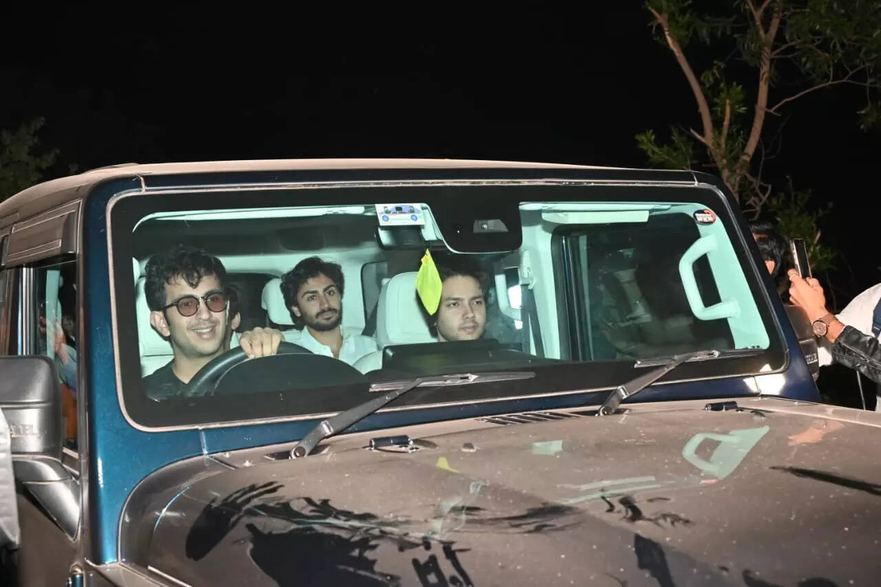 1ffb139a-0057-4d00-9ea4-383d9e218770