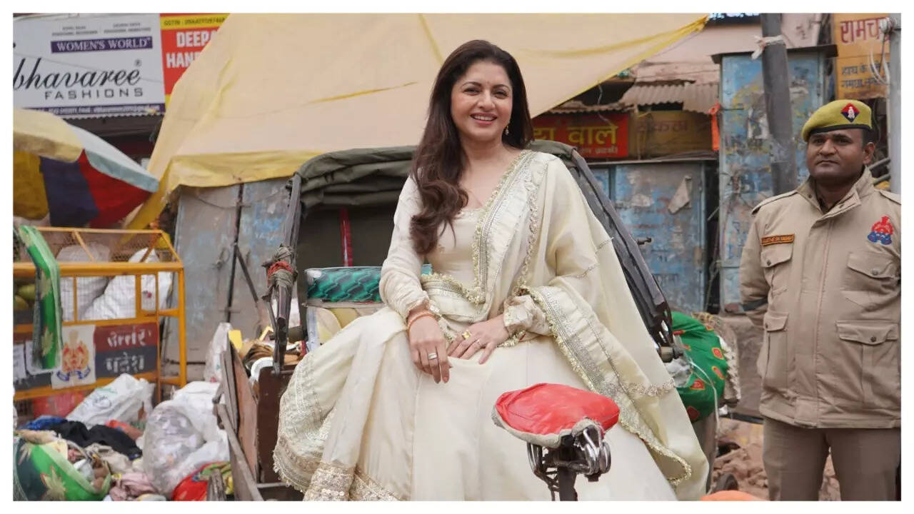 Bhagyashree in Varanasi