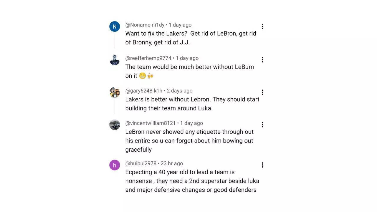 Los fanáticos en las redes sociales arremeten contra LeBron James por percibir una falta de respeto al himno nacional