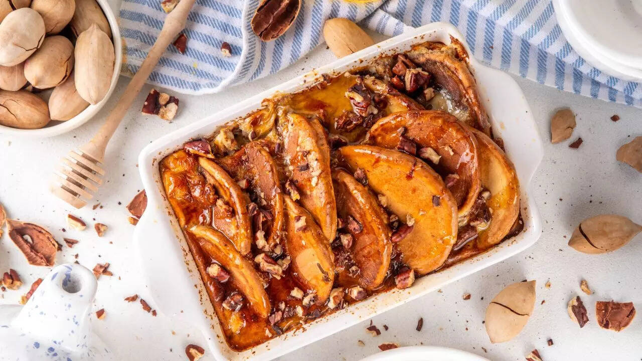 Green Apple: Origin, health benefits, side effects and delicious ways to enjoy this crispy fruit | 6 Baked green apples with nuts