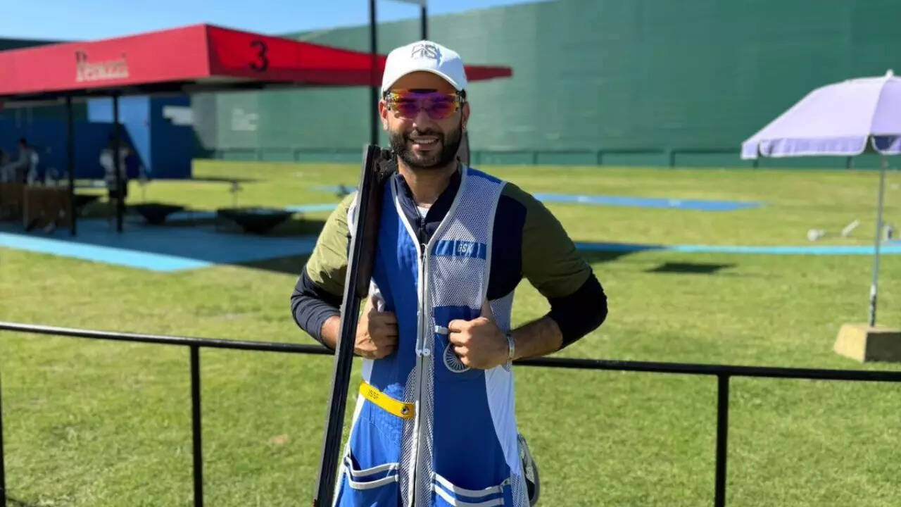 Gurjoat Siingh Khangura (Special arrangements)