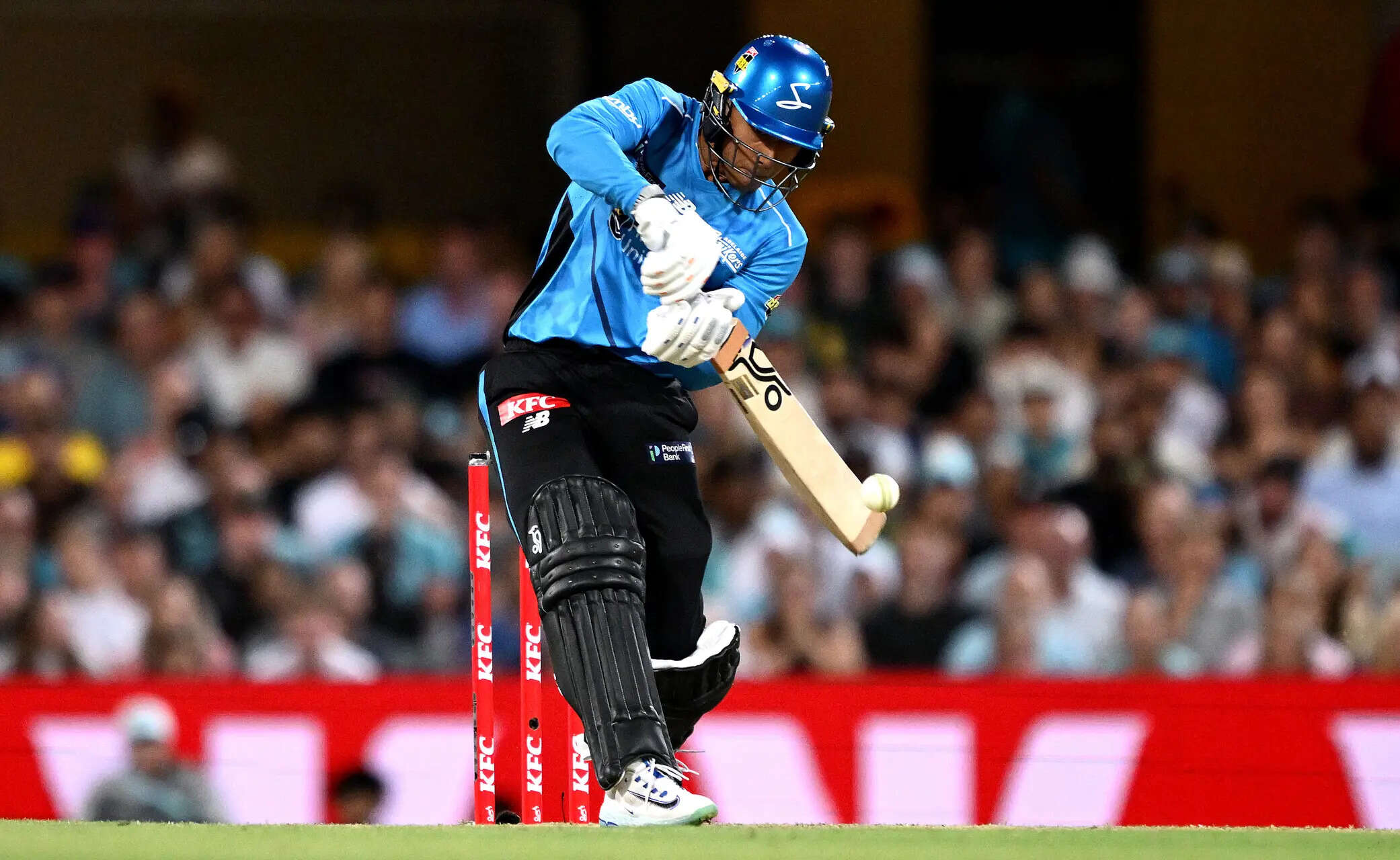 BBL - Brisbane Heat v Adelaide Strikers