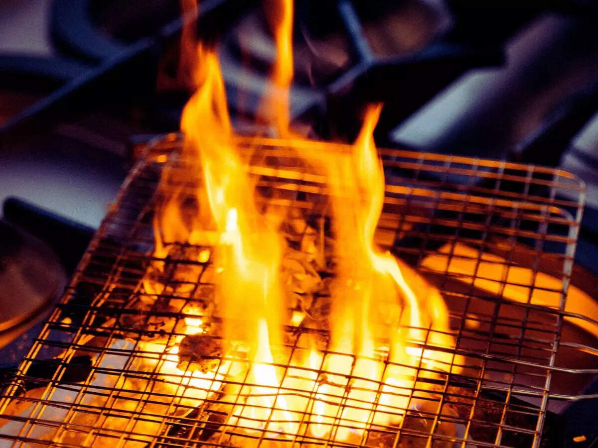 Wire rack grilling