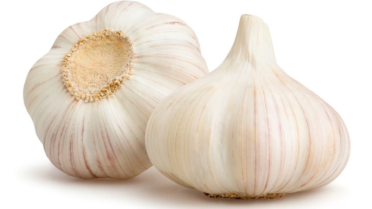 The Raw Garlic Glass Skin Trend Explained