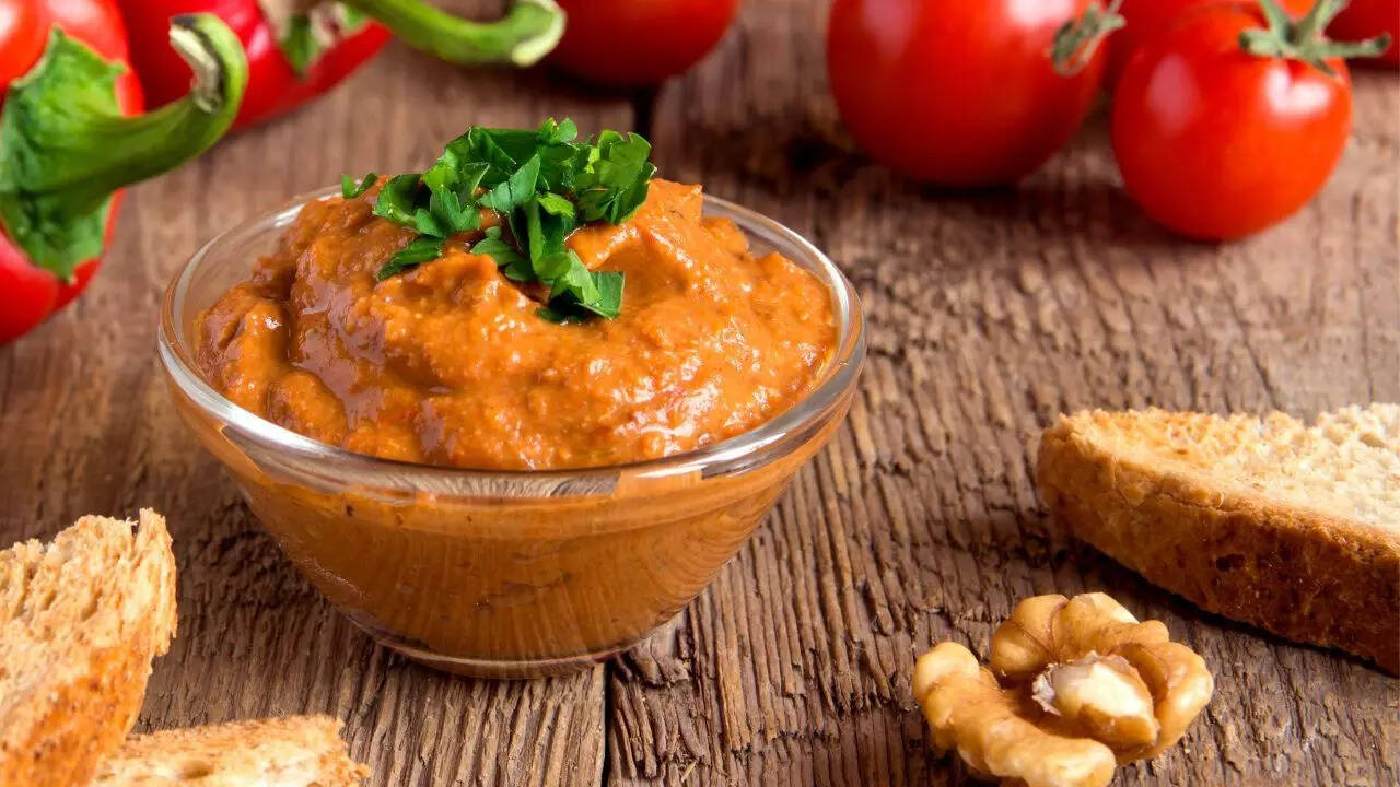 Roasted red pepper dip