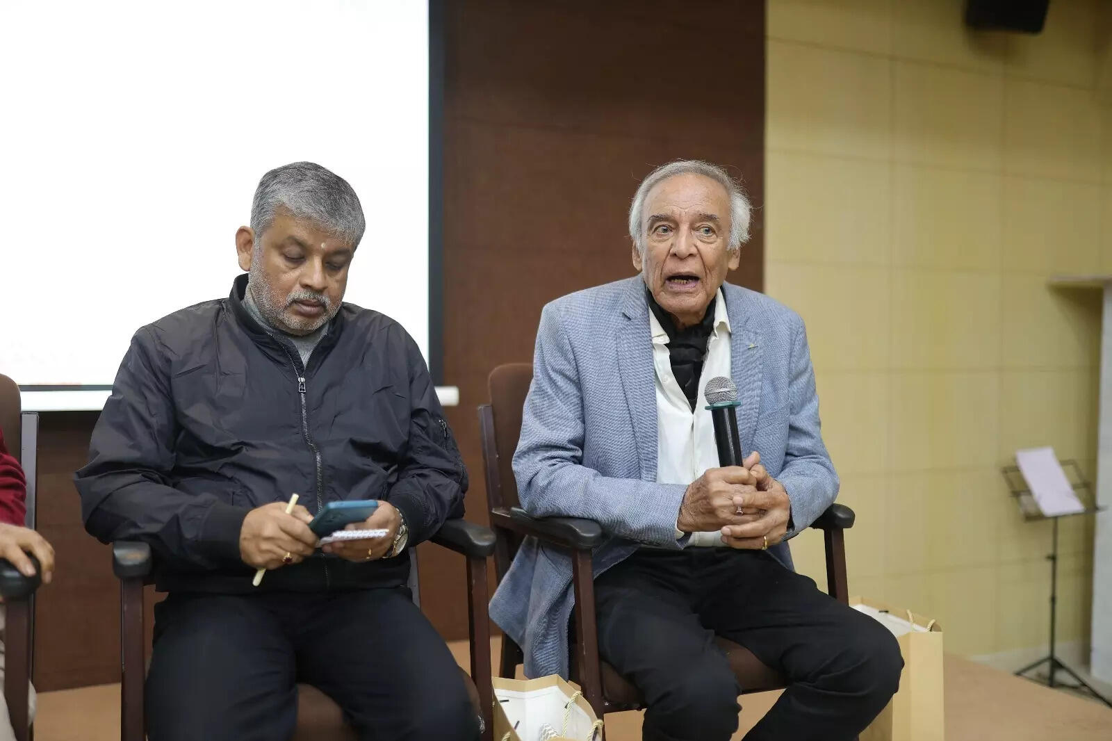 WhatsApp Image 2025-12-18 at 10.07.18 (2).