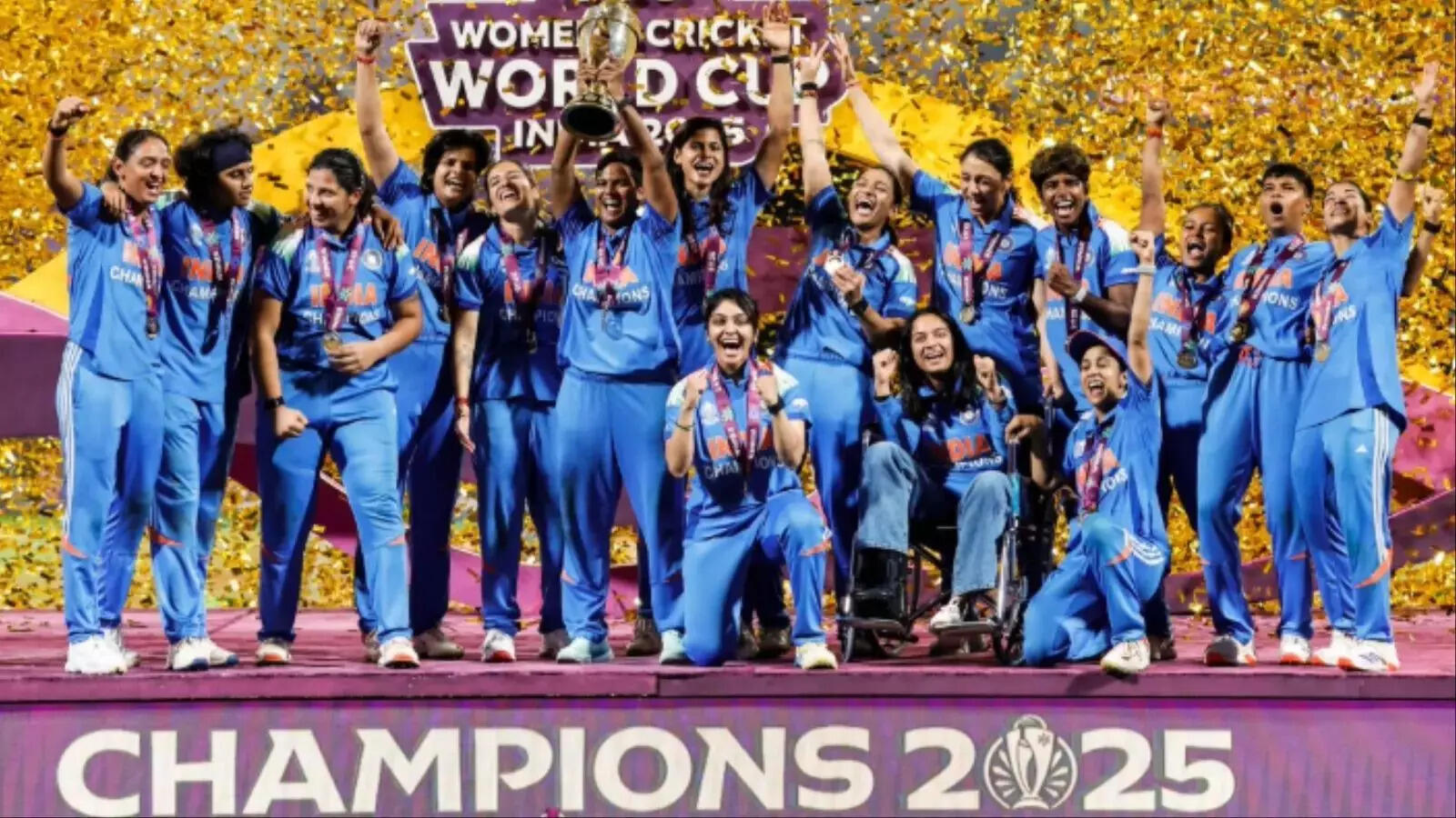 From Mahakumbh stampede to Messi mania: 10 pictures that defined, disturbed and delighted India in 2025 | India News 9 -