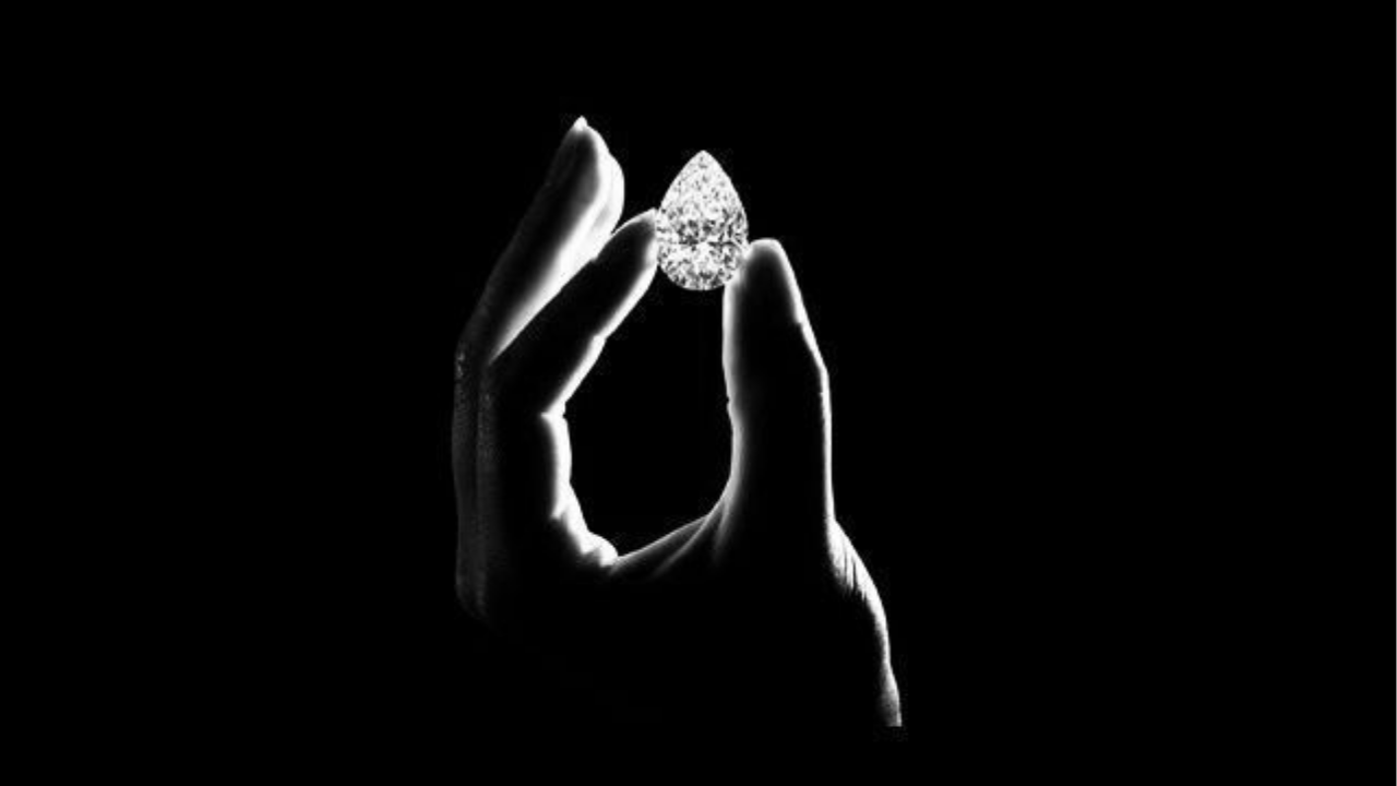 Why Diamond Cut Outshines Carat Weight