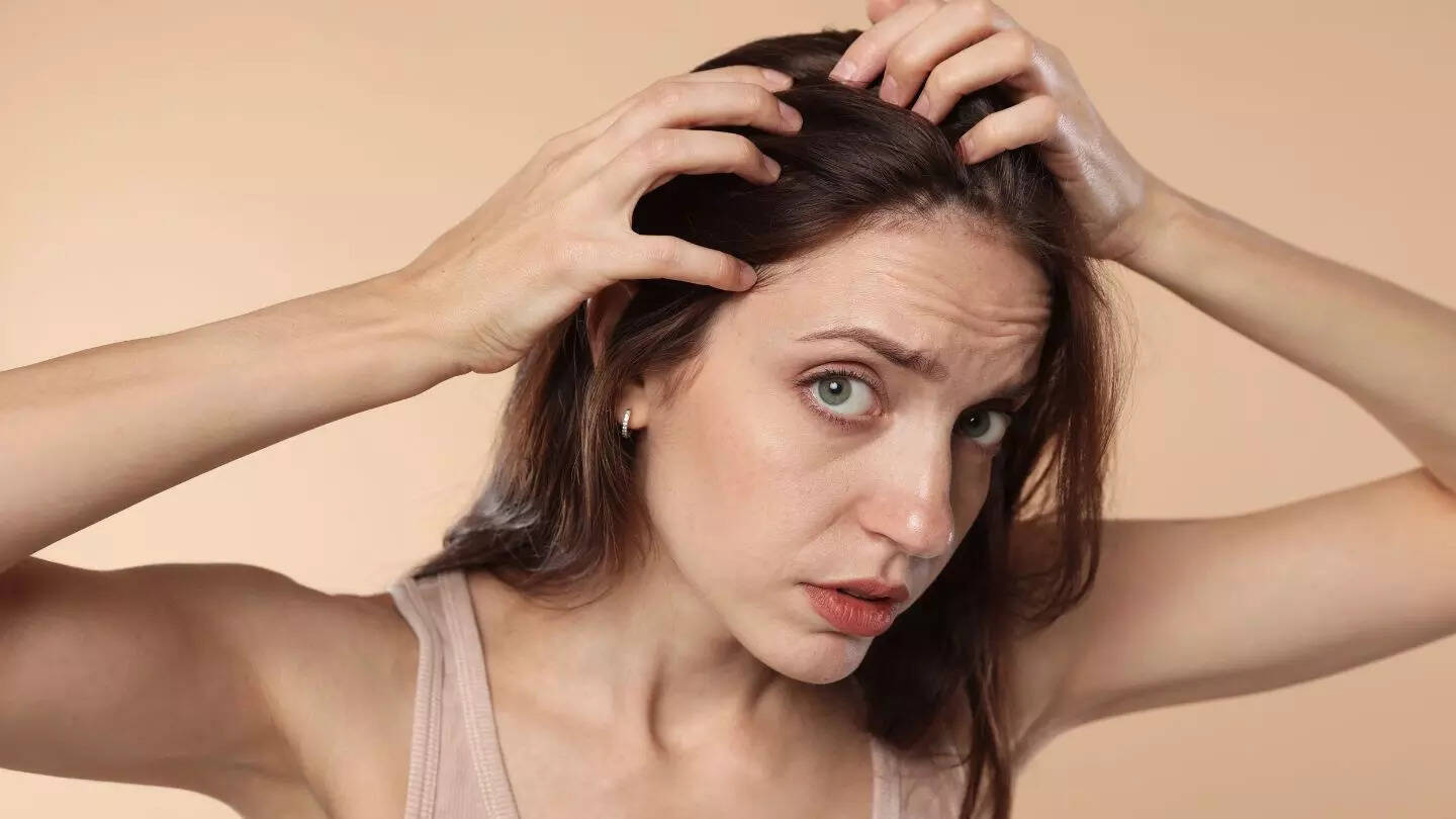 Hair Loss That Won’t Stop Could Signal an Undiagnosed Thyroid Problem