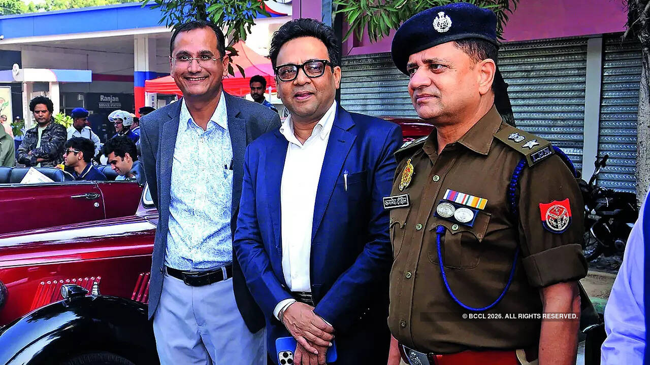 Sandeep Das, Sanjay Prasad and Kamlesh Kumar Dixit