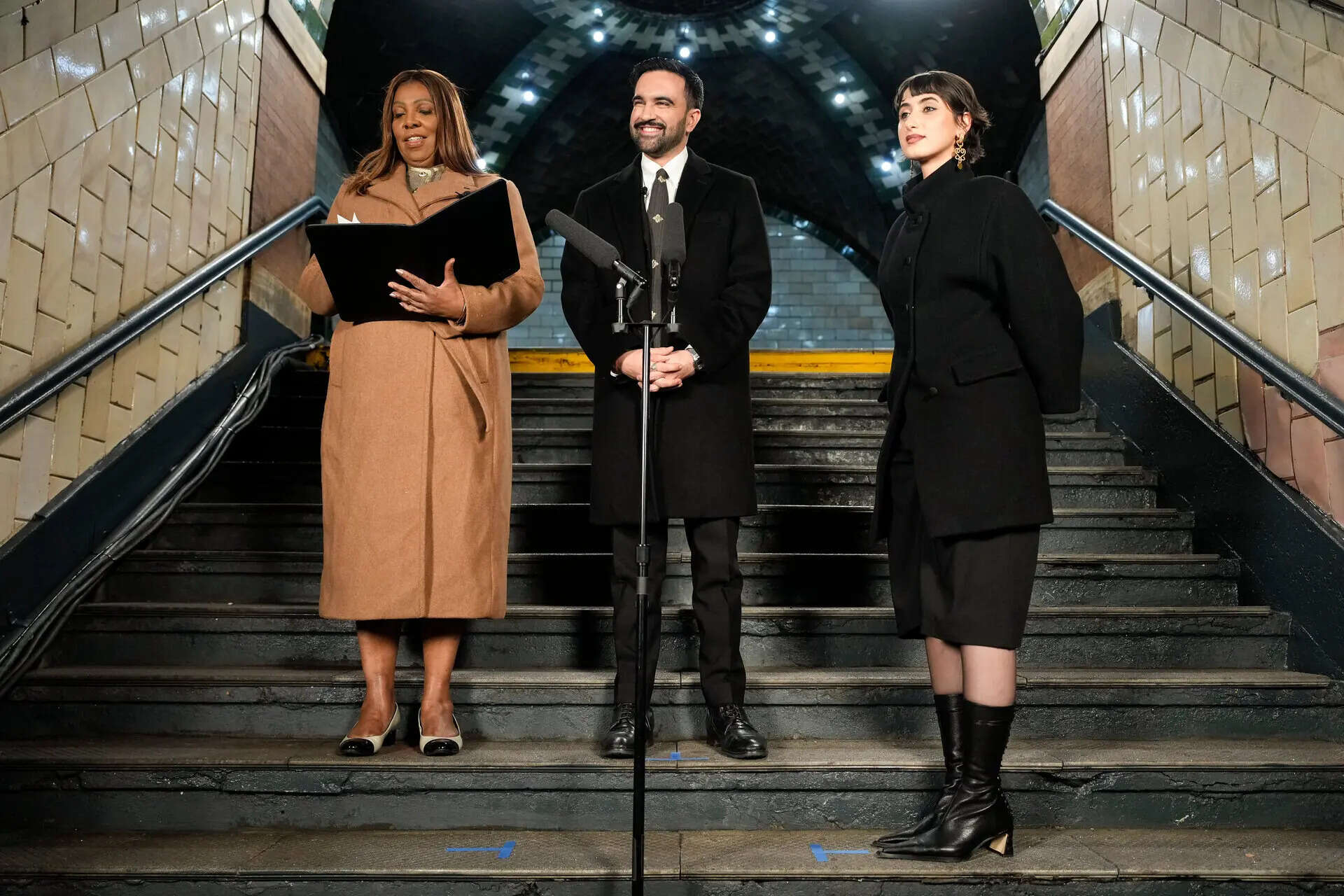 Why Zohran Mamdani’s Inauguration Tie Is Being Called the Most Meaningful Fashion Moment of 2026