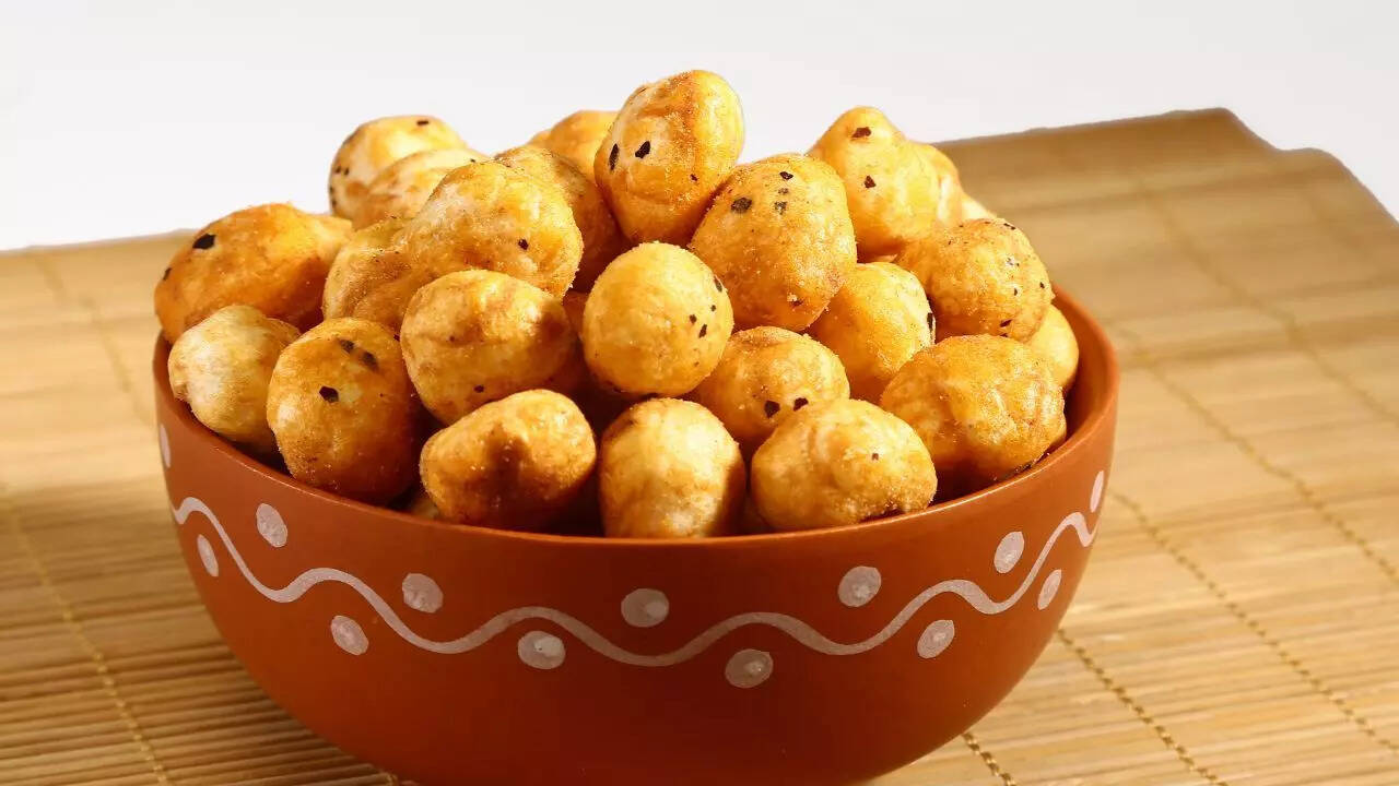 Why roasted makhana quietly works as an everyday snack