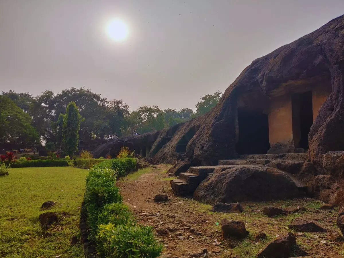 Mahakali Caves, Mumbai