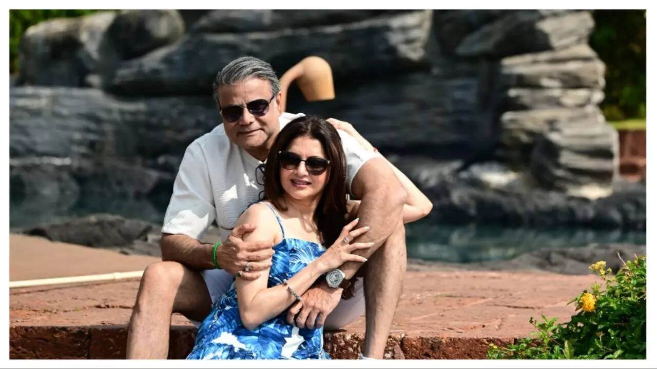 Bhagyashree with her husband, Himallay Dassani, in Goa (BCCL/Krishna Divkar)