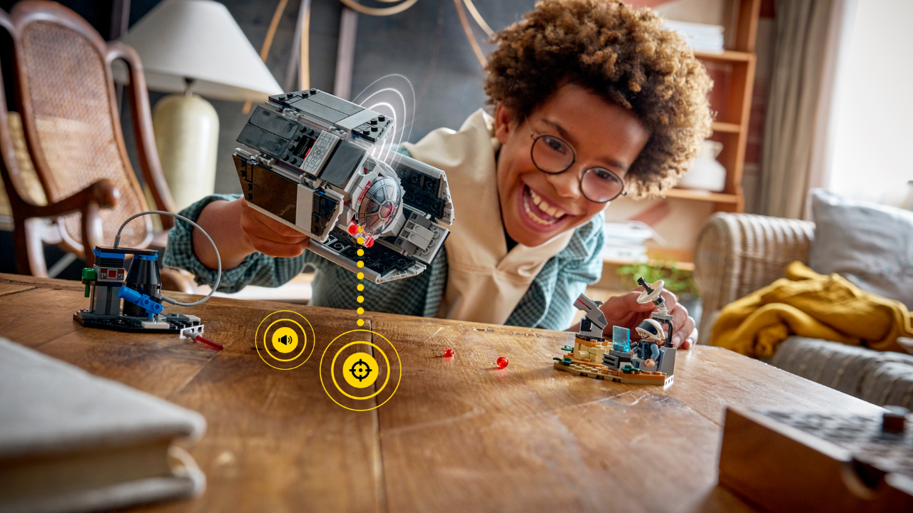 Lego Smart Play Darth Vader’s TIE Fighter building set