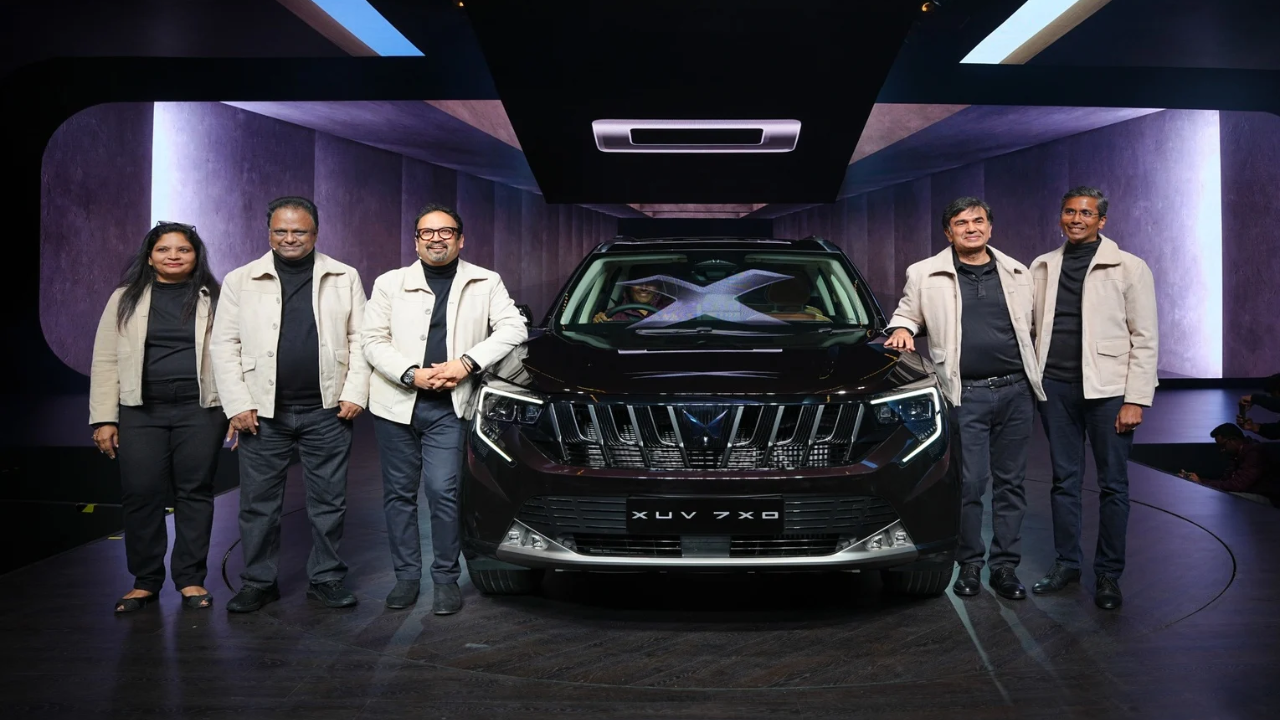 New Mahindra XUV 7XO