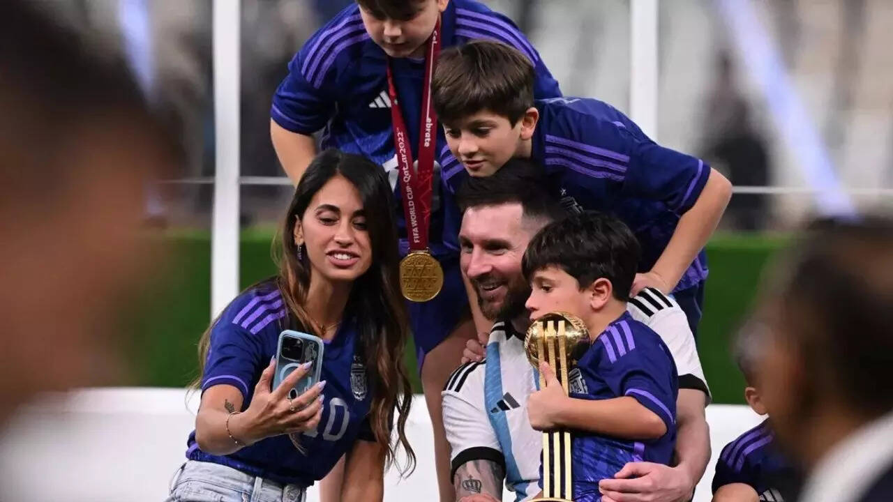 Messi (3)