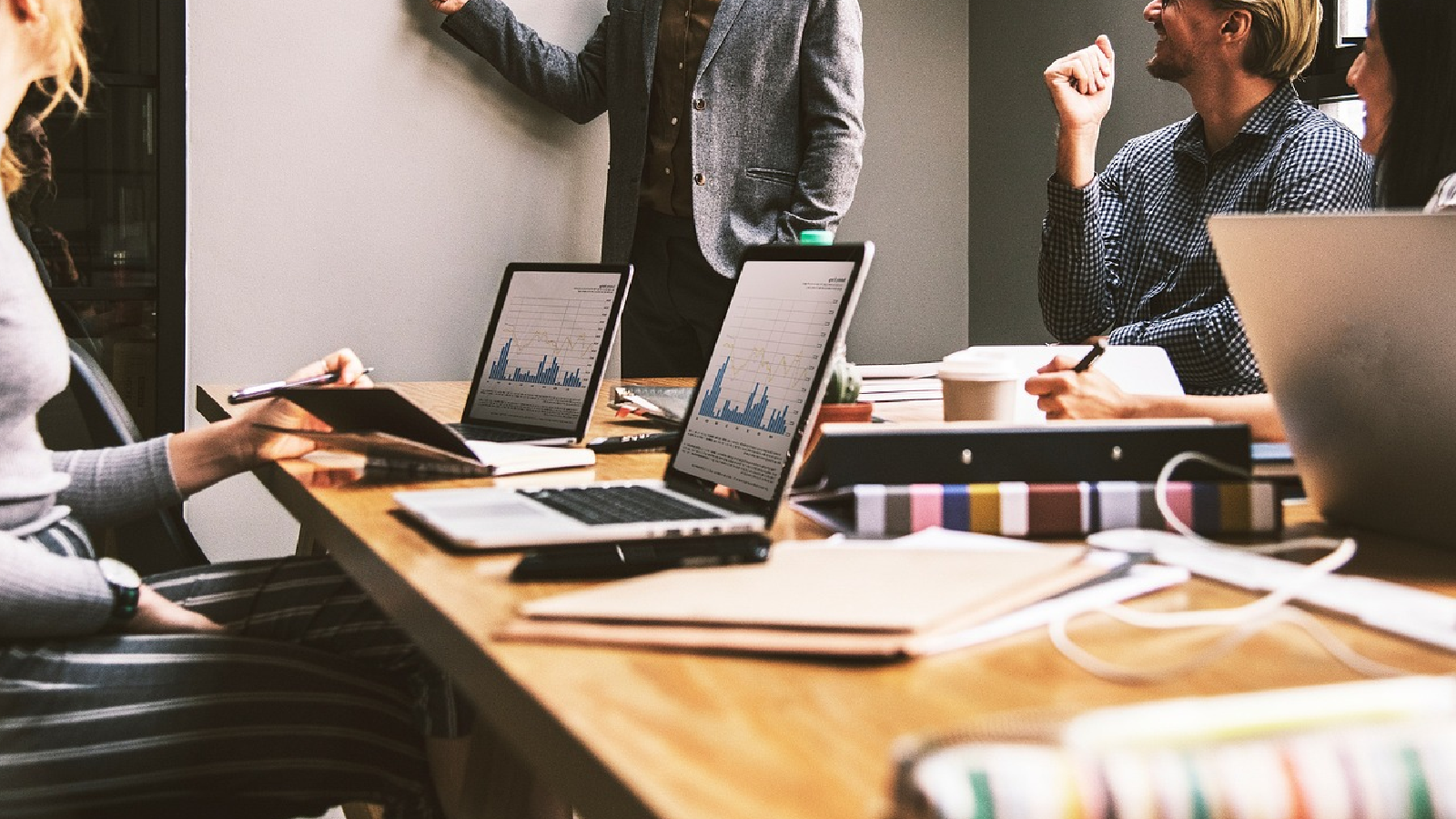 In the UAE’s AI Age, Job Security Beats Paychecks for 85% of Workers