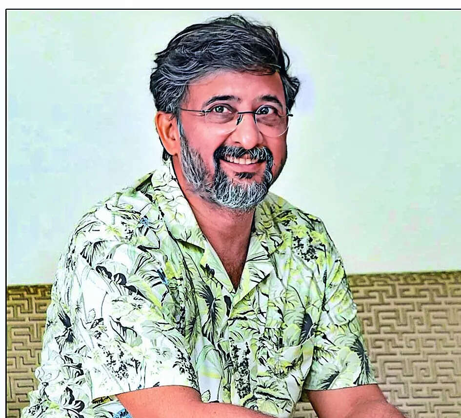 HT12_p3_director teja