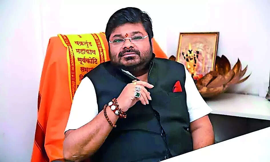 HT12_p3_Producer Abhishek Agarwal