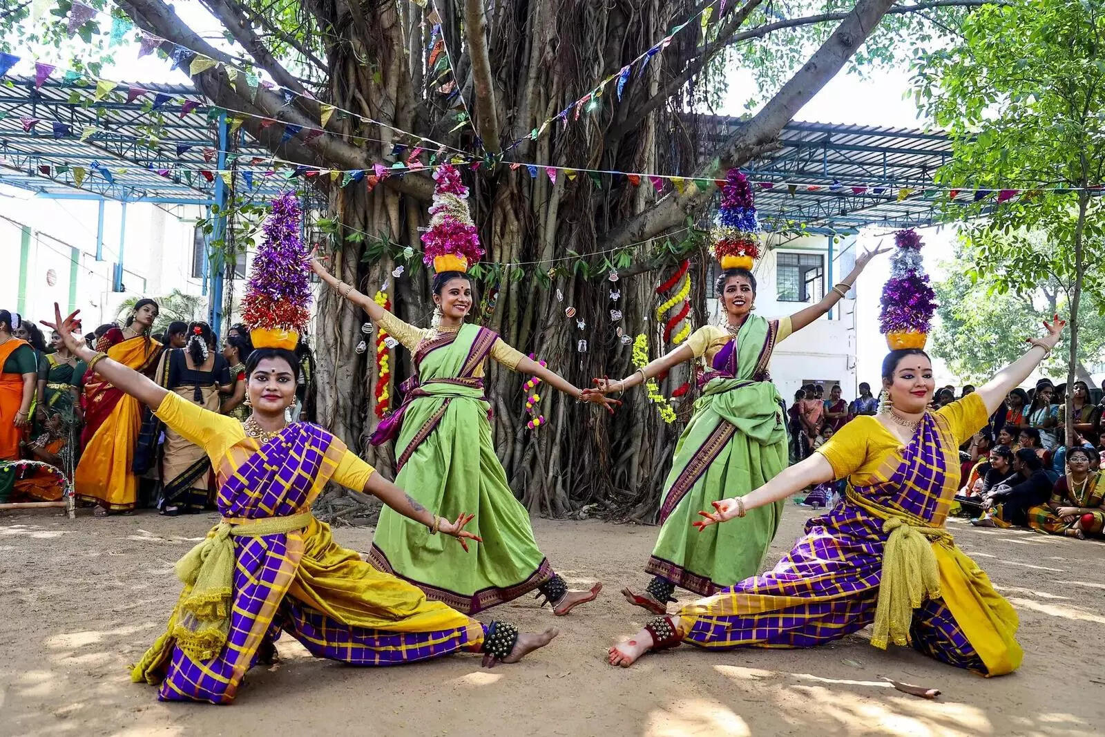 Pongal celebration at Chennai college