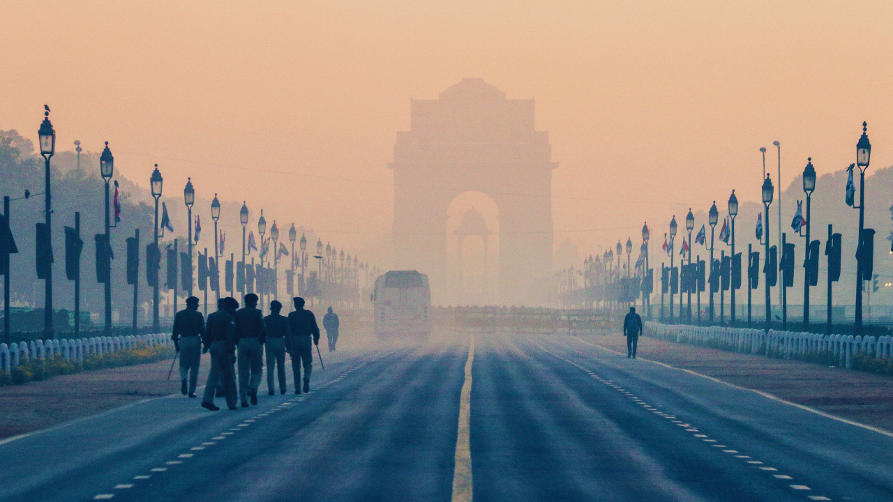 india gate fog