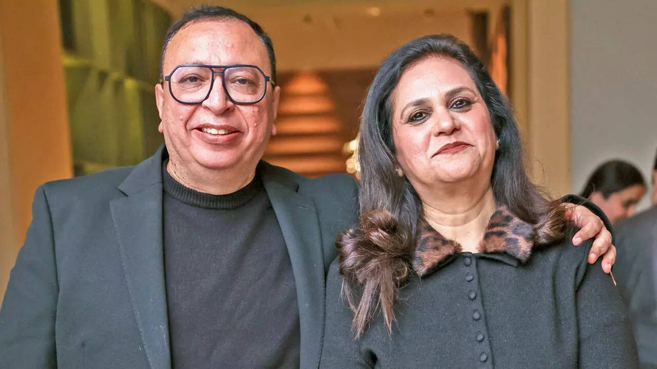 <br>Rajiv Tandon (on left)<br>