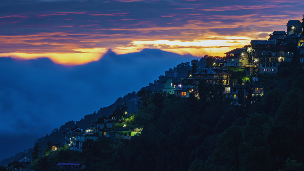 டல்ஹவுசி மாலைகள்