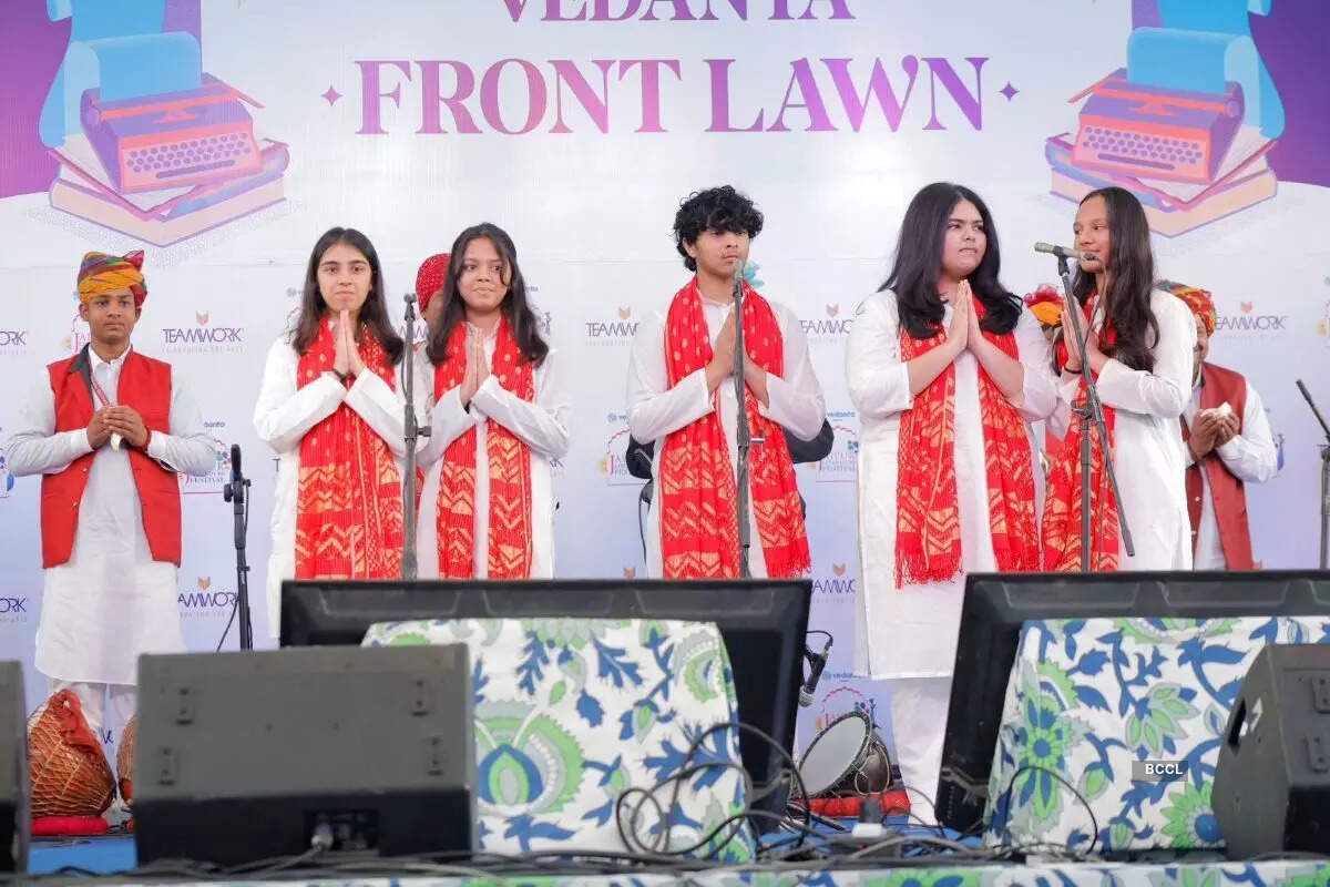 abcf7903-fefe-45d2-b7bc-2399833ca0a0