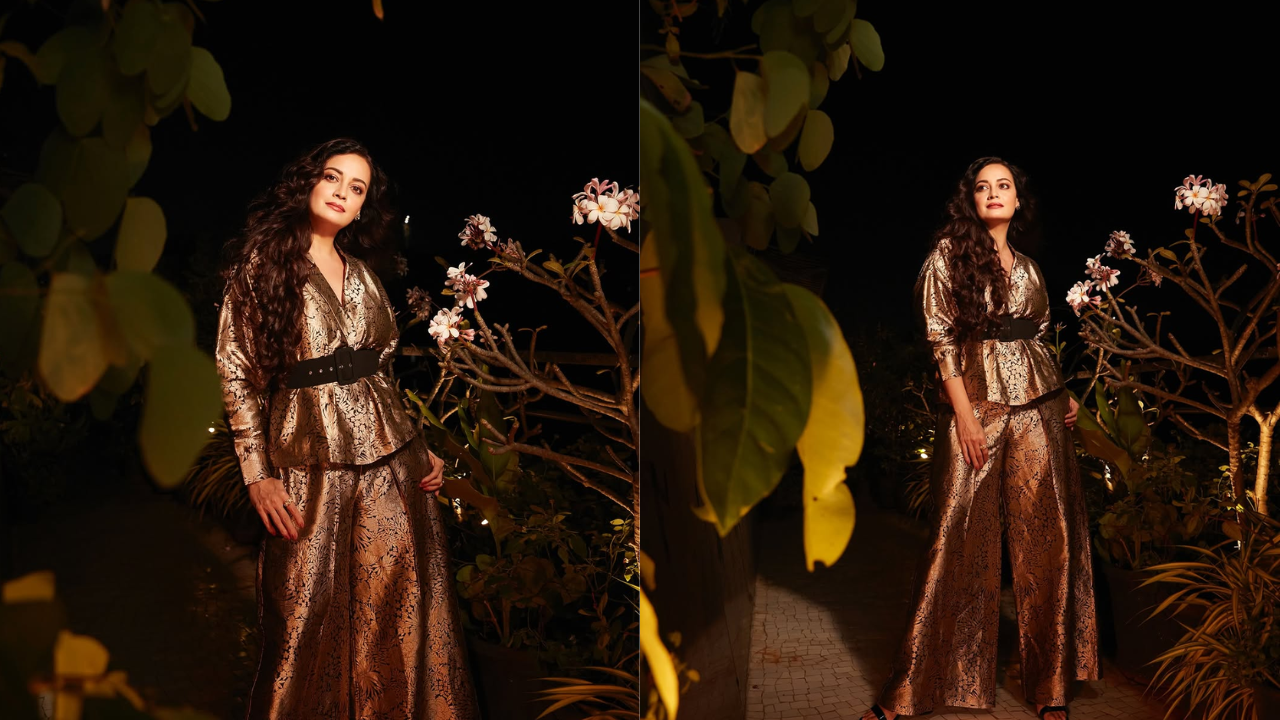 Dia Mirza’s Anita Dongre Banarasi Ensemble