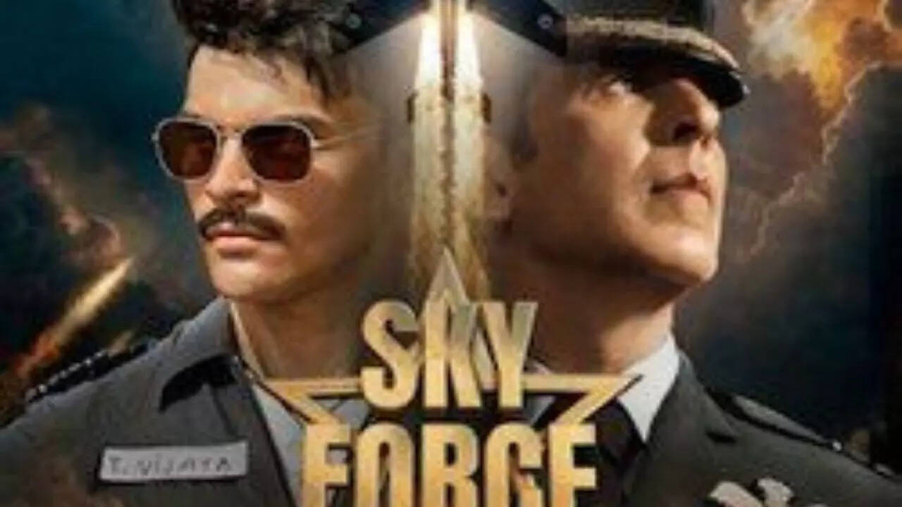 Veer Pahariya as Squadron Leader A.P. Devayya