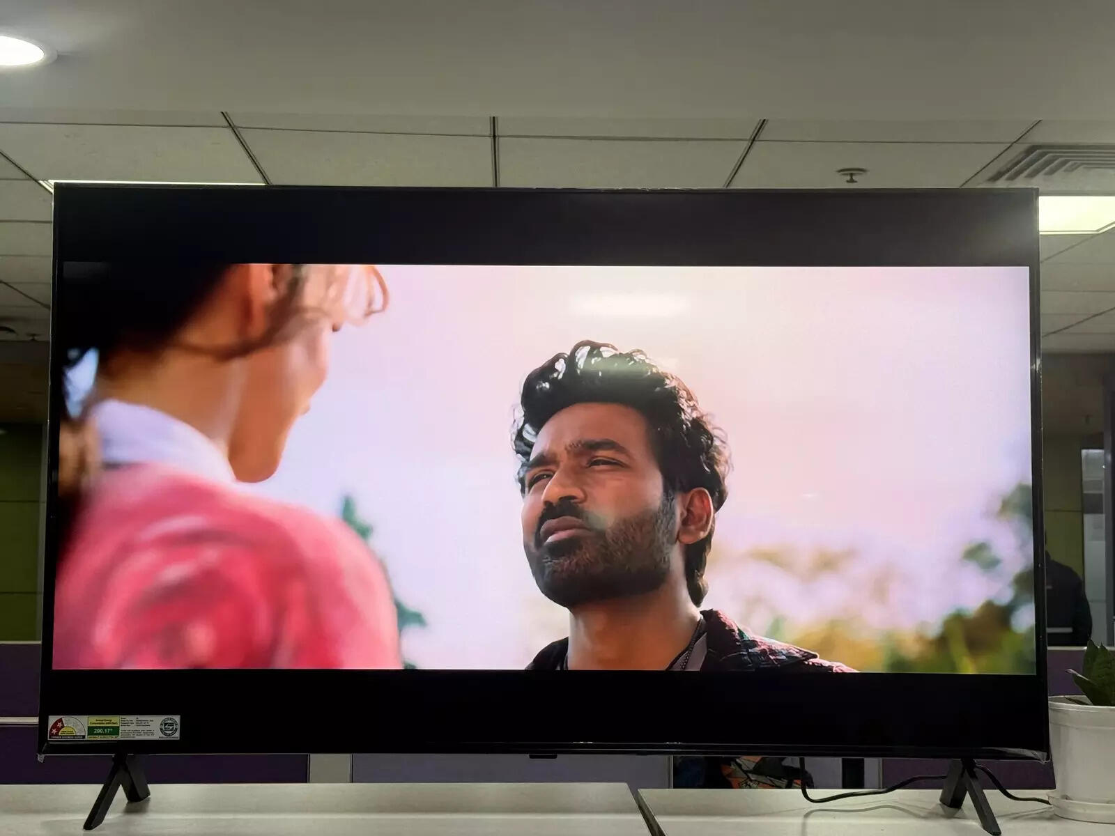 LG QNED 8GA Mini LED TV