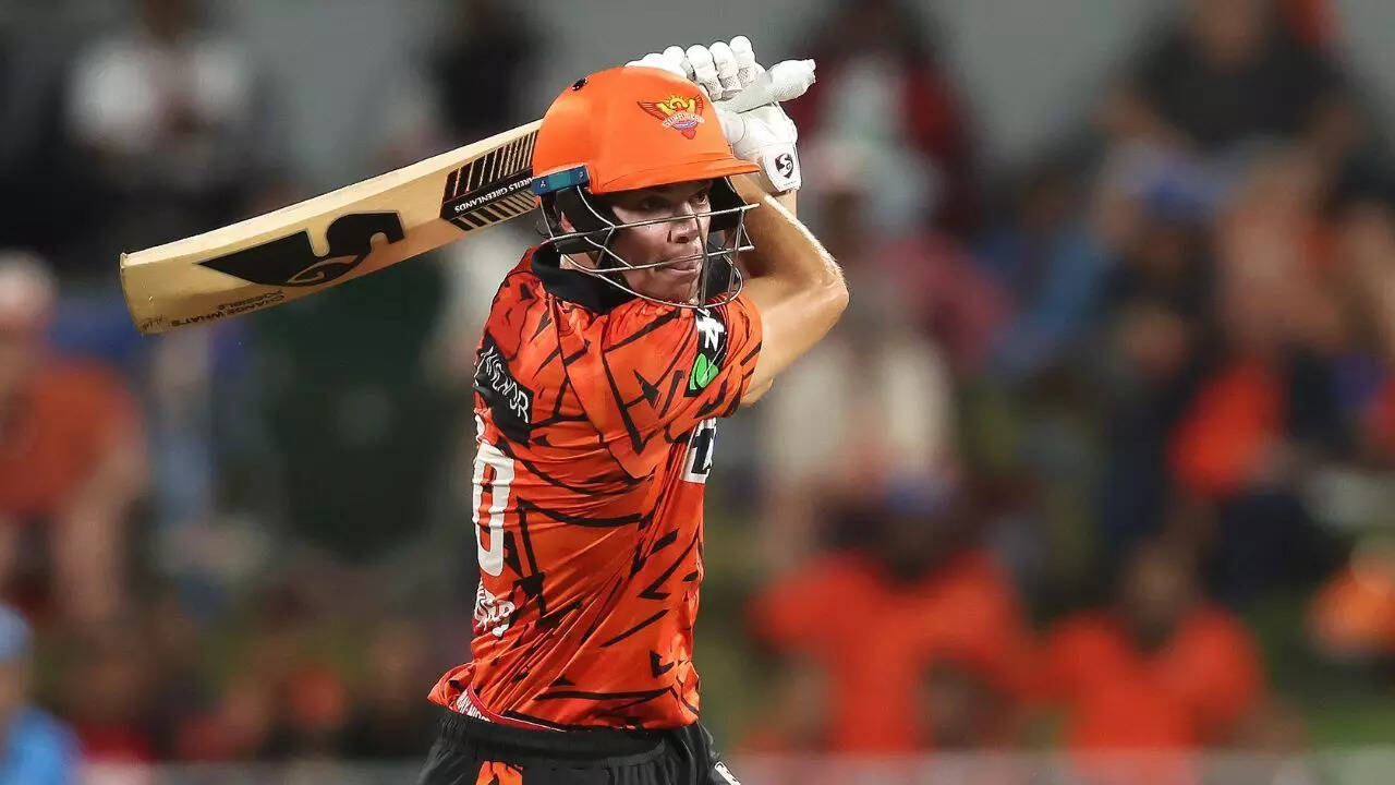 Tristan Stubbs batting