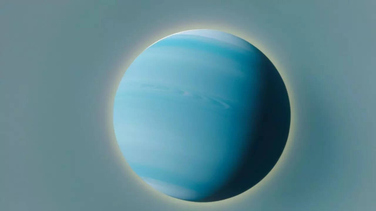 Does Uranus spin clockwise or counterclockwise