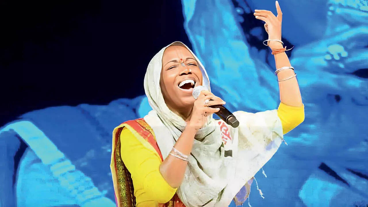 “(At these concerts) You see a child dancing, a mother singing, a grandfather with his eyes closed and hands raised, sometimes with tears in their eyes – it’s a reminder that bhakti is both cool and captivating,” says Acyuta Gopi