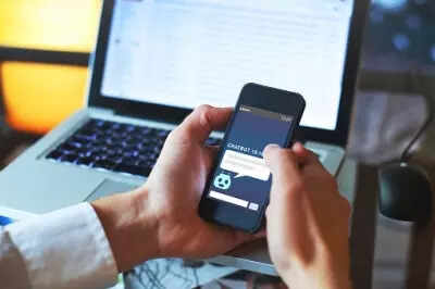 How UAE Residents Are Outsourcing Their Thinking to AI Chatbots And What It Says About the Future​