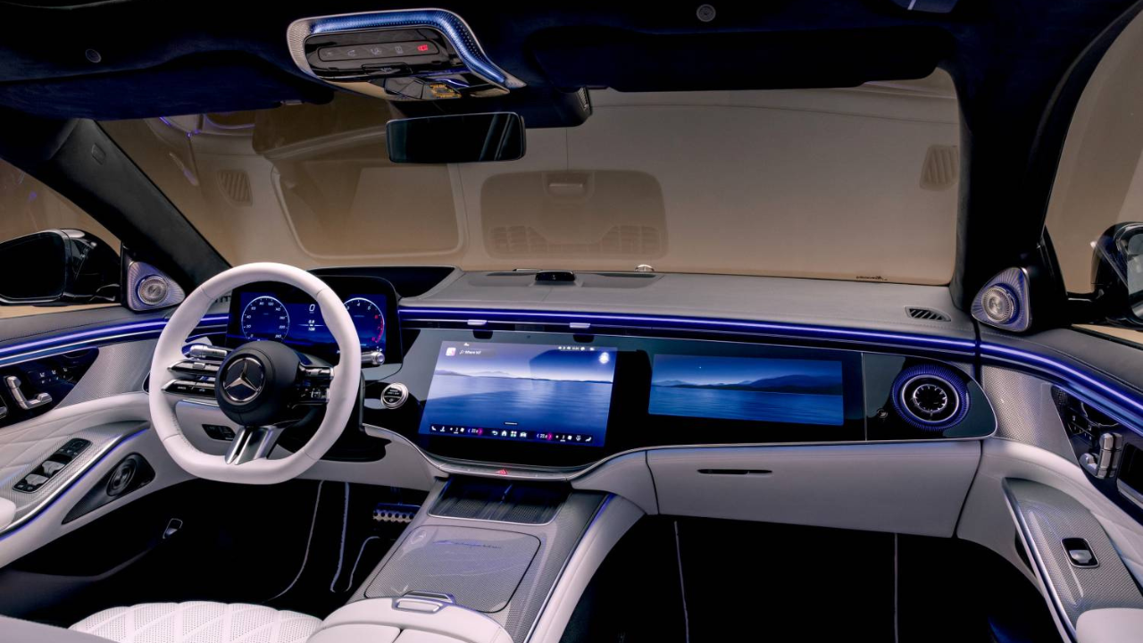 New S-Class interior