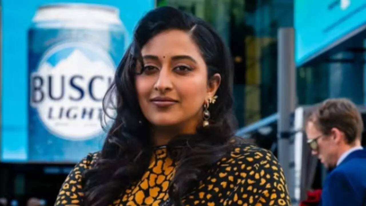 Raja Kumari's saree