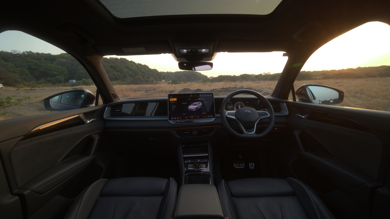 वोक्सवैगन टेरॉन आर-लाइन इंटीरियर